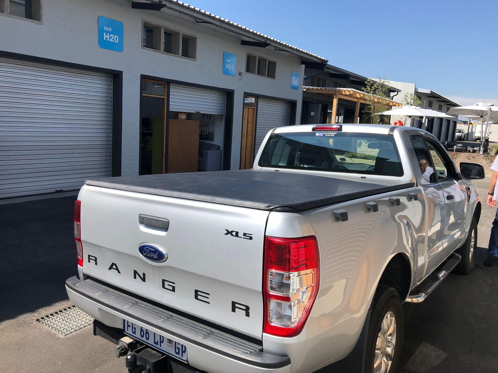 Clipon Cover - Ranger T6 Ext Cab